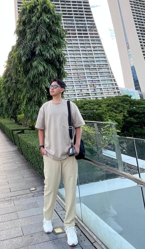 Adam Mufid