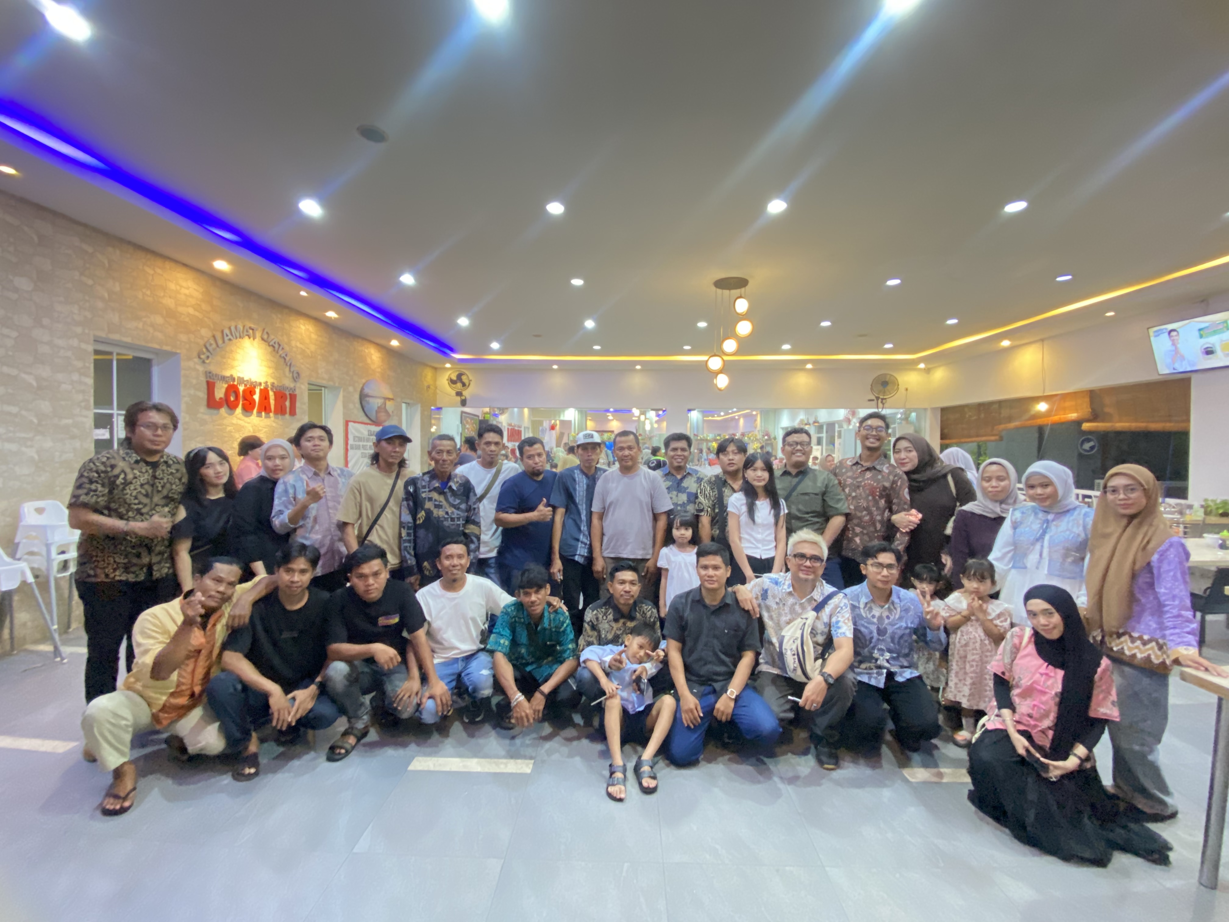 Suasana kerja 99 Design Studio Architect