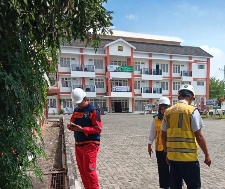 Sekolah Rakyat UNESA