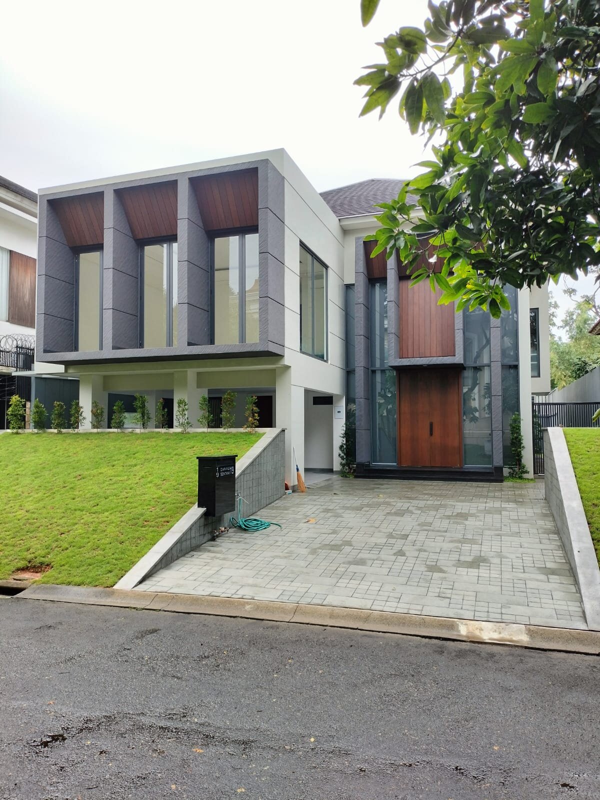 Rumah Lippo Karawaci