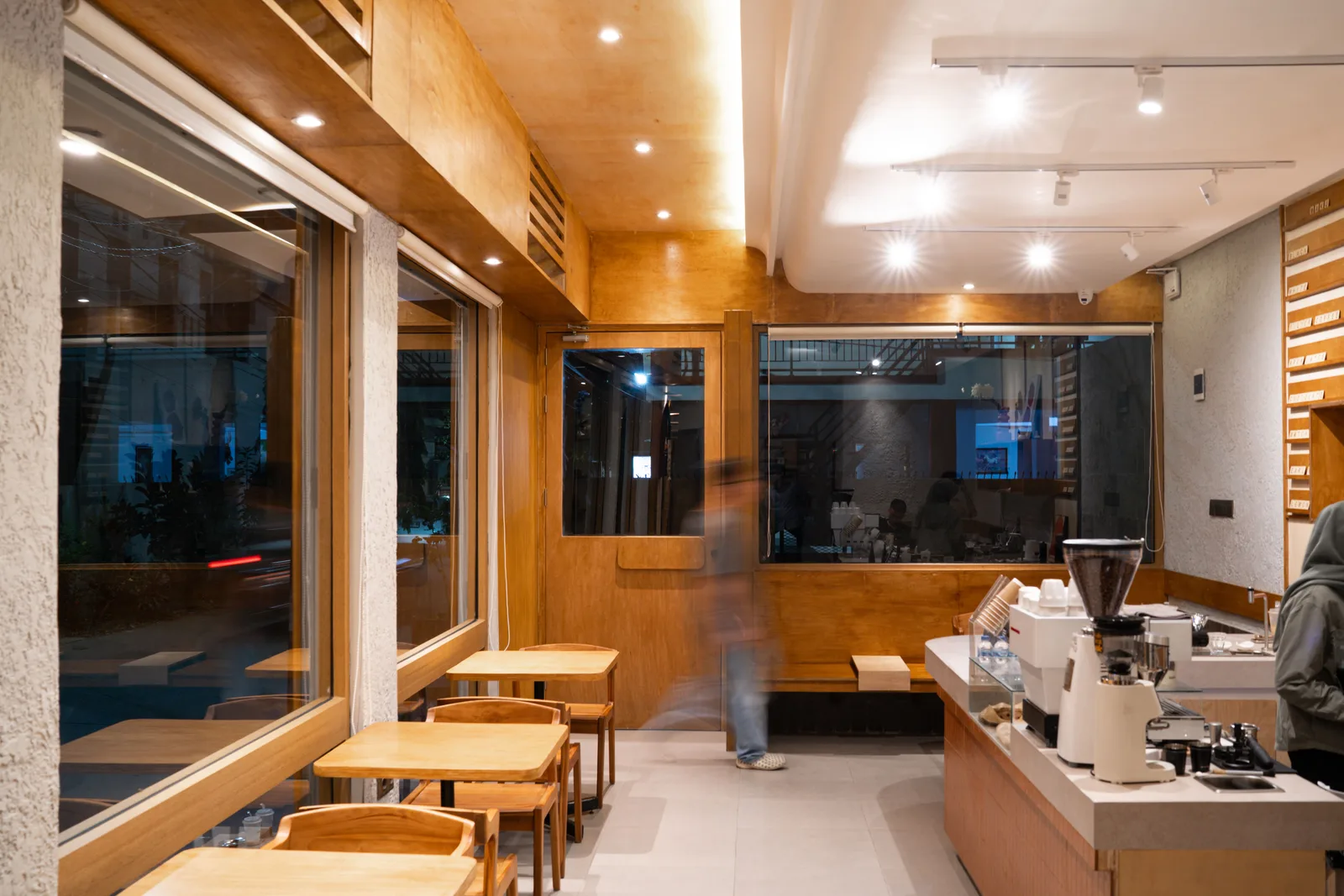 maku coffee - Faisal, Makassar