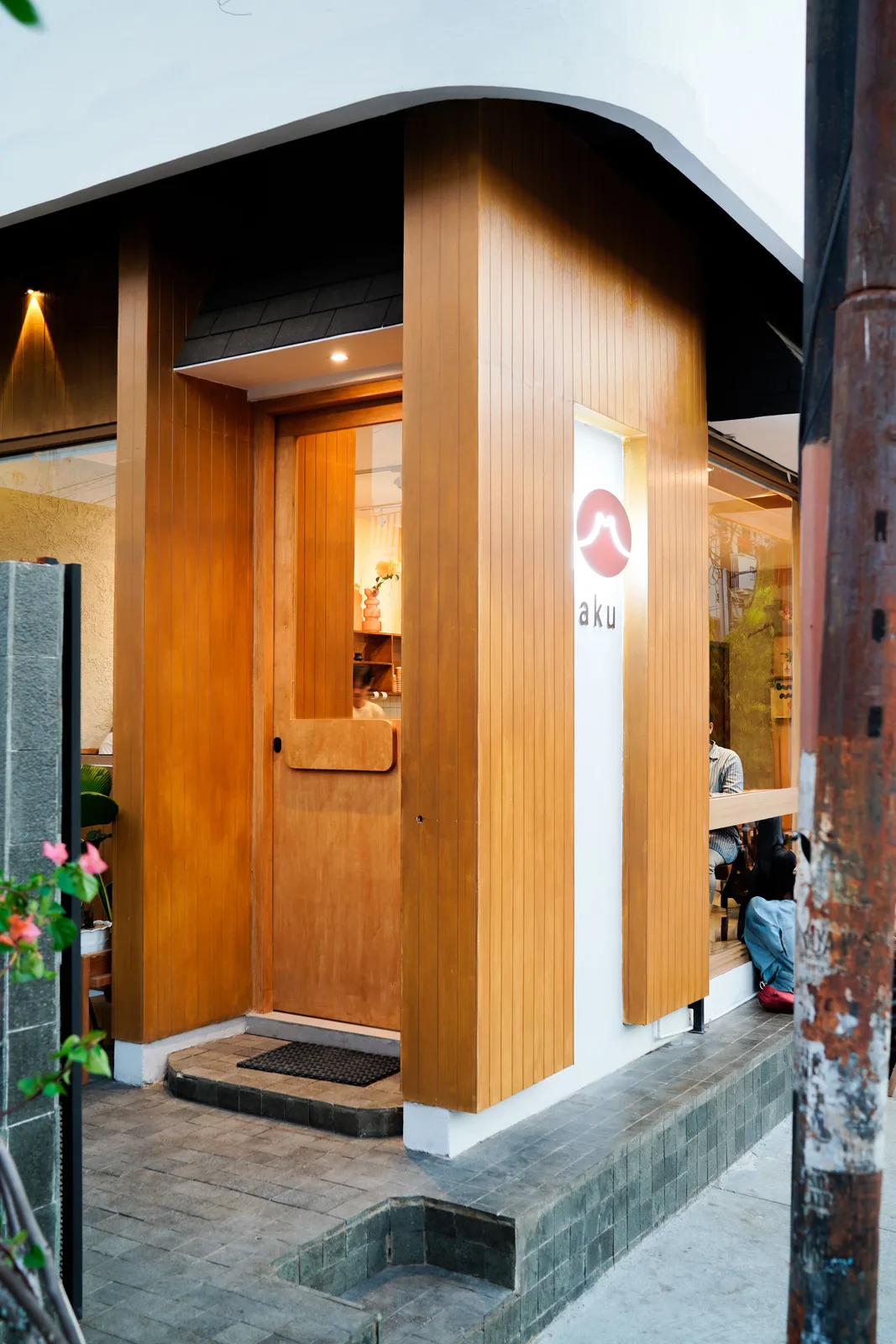 maku coffee - Faisal, Makassar