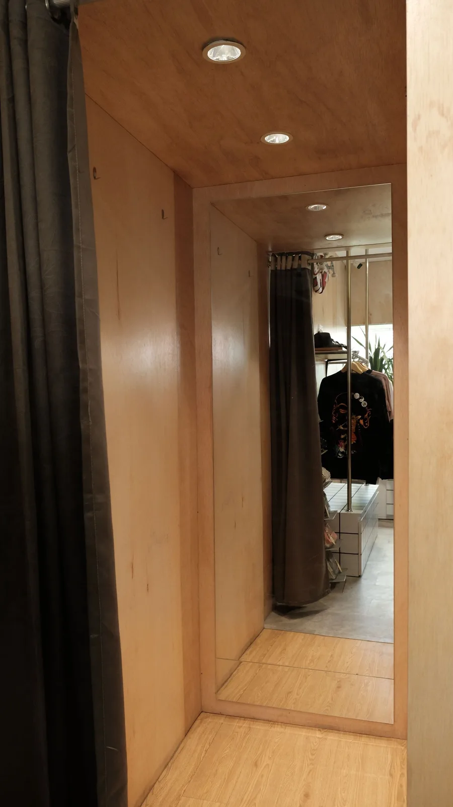 Vicious Pain Store - Singa, Makassar