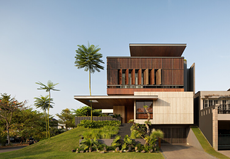 Mentari House