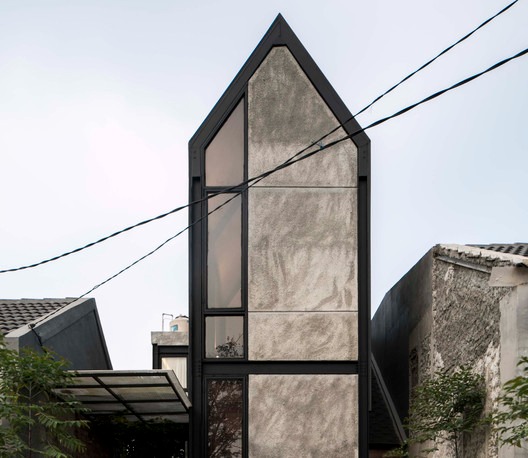 Gro-House