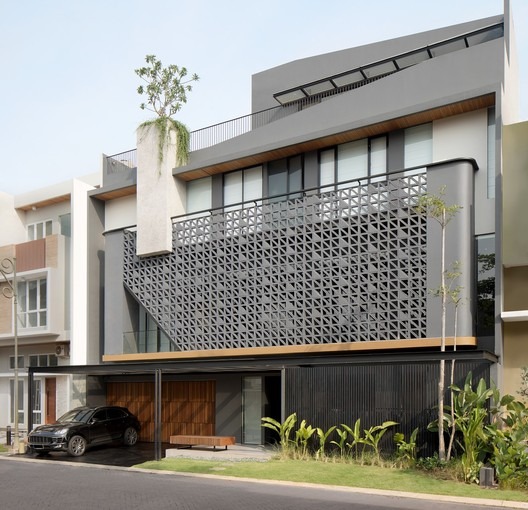 HM House