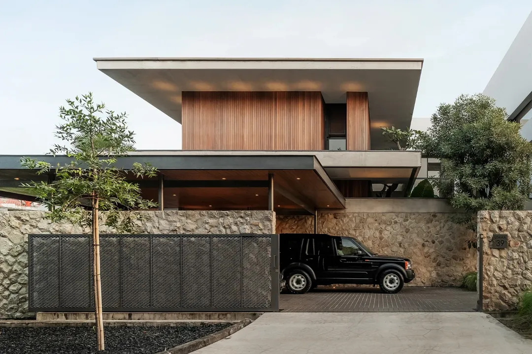MM House