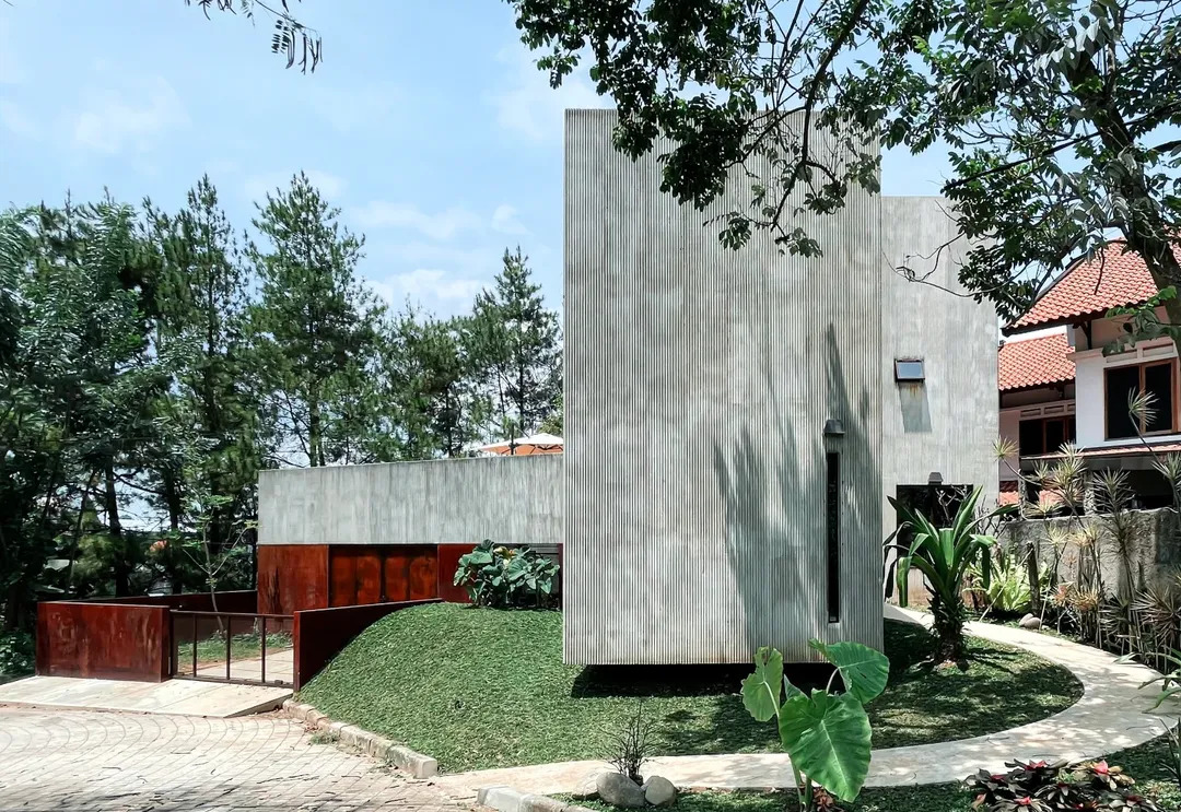 AA House