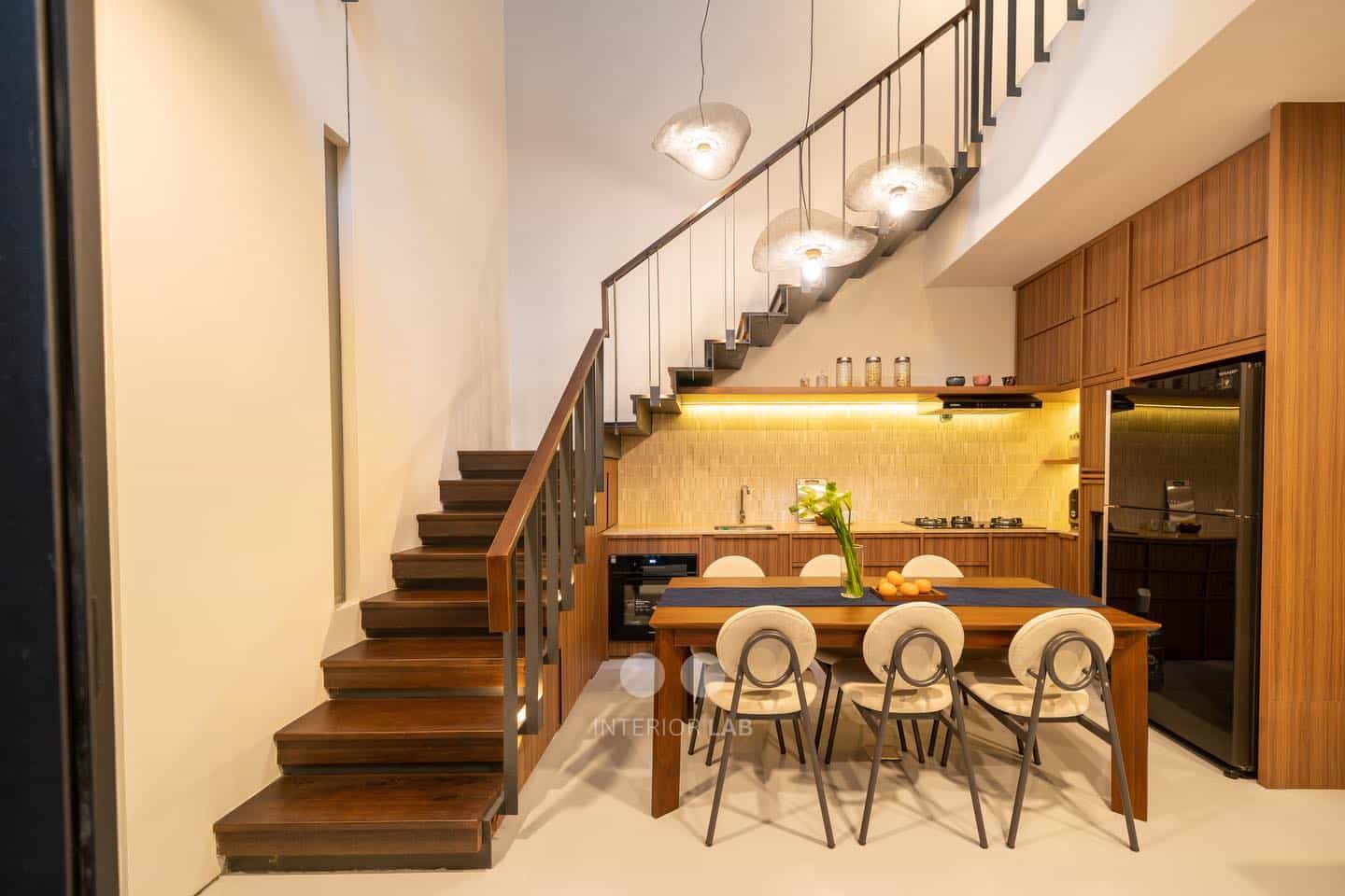 AM House
