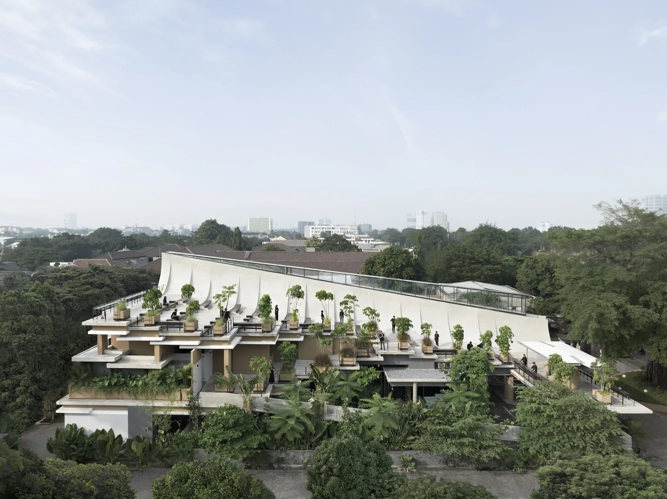 Aruma Split Garden