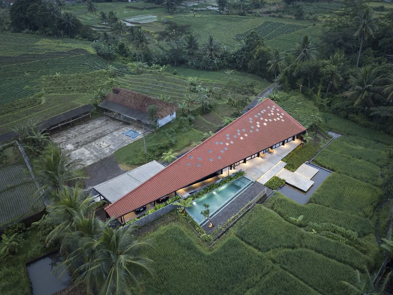 Svarga Cilimus House